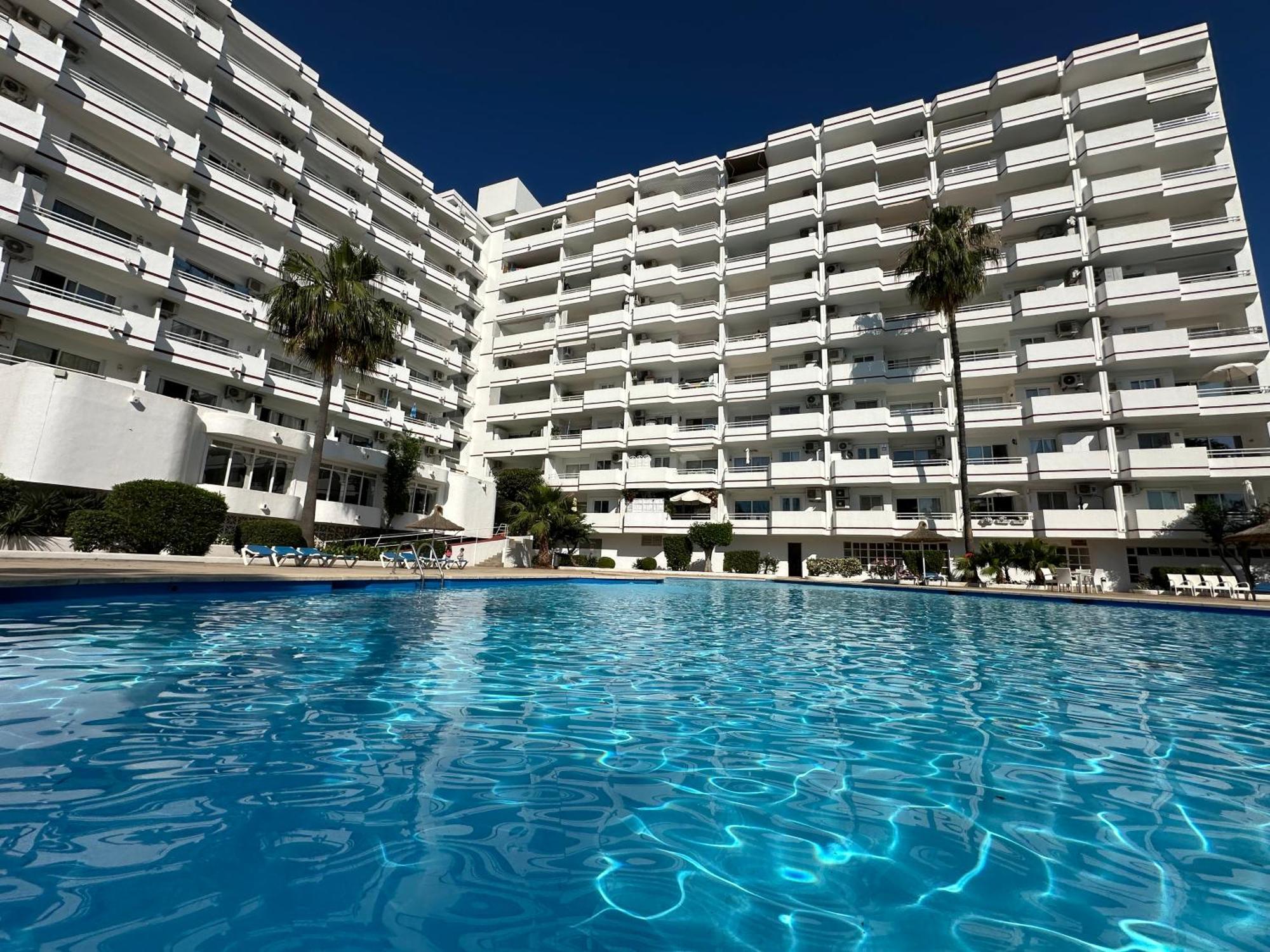 Family Relax Apartment Alcudia  Bagian luar foto